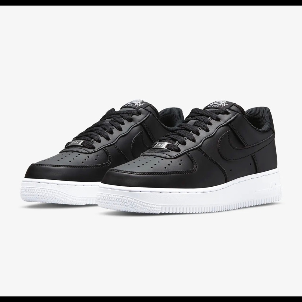 Women’s Nike Air Force 1s. Size 8.5 Black